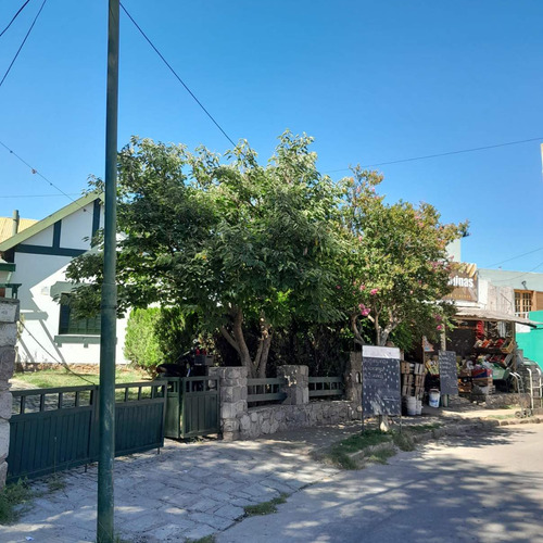 Se Vende Casa En Pleno Centro De La Cumbre. Apto Comercial