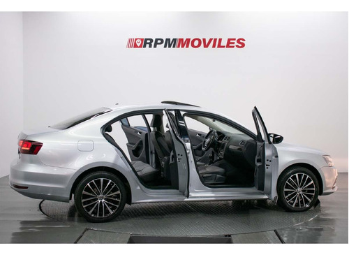 Volkswagen Vento 2.5 Luxury 170cv