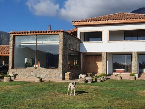 Oportunidad, Espectacular Casa Con Gran Vista Al Valle