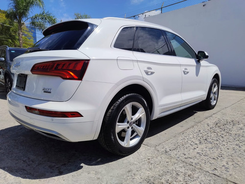 Audi Q5 2.0 L T Elite Dsg