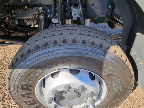 Volvo Vm 330 Ano 2022 Traçado Bombeiro 20.000l Sem Uso.