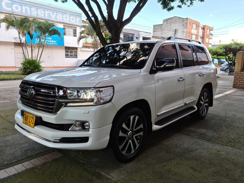 Toyota Land Cruiser Excalibur Blindado2p