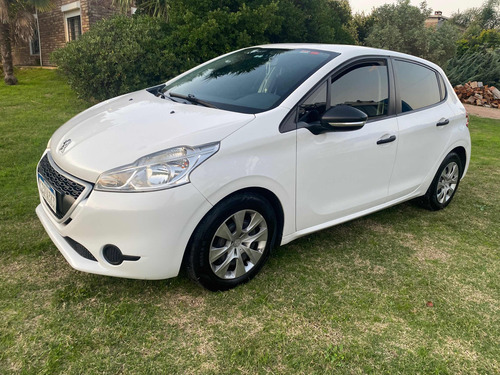 Imagen 15 de 16 de Peugeot 208 2015 1.0 Access 5p Francés