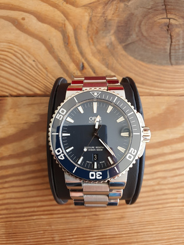 Relógio Oris Aquis Date