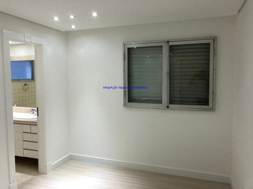 Imagem 23 de 30 de Apartamento 195m², 04 Dormitórios (sendo 02 Suítes), 03 Banheiros E 03 Vagas Na Garagem. Condomínio Com Portaria, Segurança 24hrs. Piscina, Salão - 21061612 - 69669524