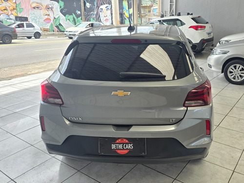 Chevrolet Onix plus 1.0 Lt 4p