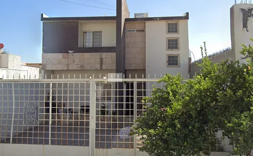 Casa En Venta En Colonia San Felipe, Torreón, Coah.