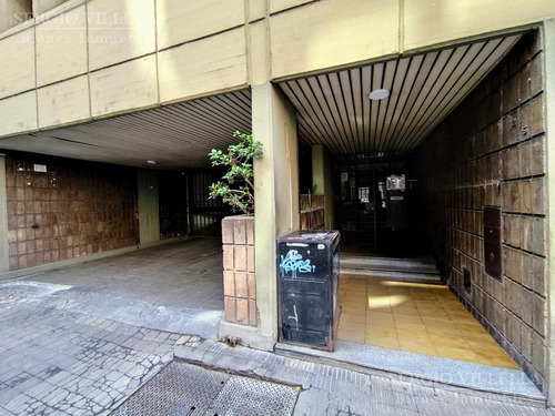 Imagen 2 de 8 de Italia 1200 - Departamento De Dos Dormitorios En Venta - Rosario
