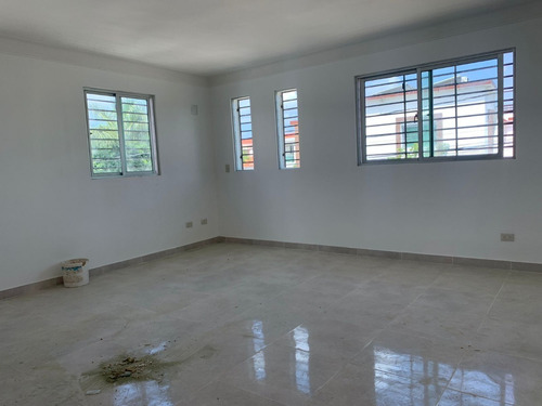 Imagen 20 de 29 de Casa Nueva En Proyecto Cerrado