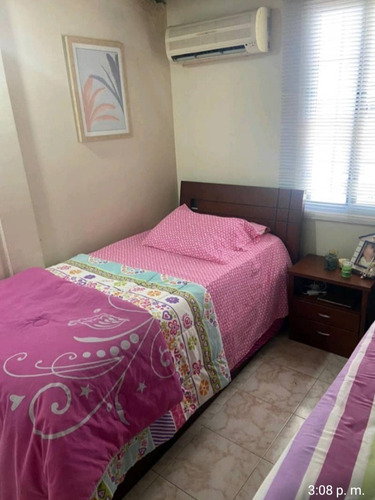 Century21 Monaco Tucacas Vende Townhouse
