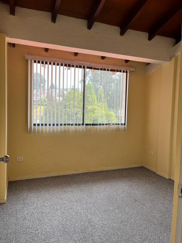Imagen 11 de 19 de Casa De 3 Dorm. De Arriendo Alquiler Dentro De Conjunto En El Valle De Los Chillos