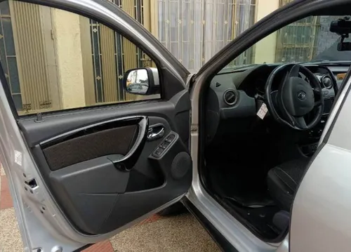 Renault Duster DYNAMIQUE 4X2 1600CC MT AA