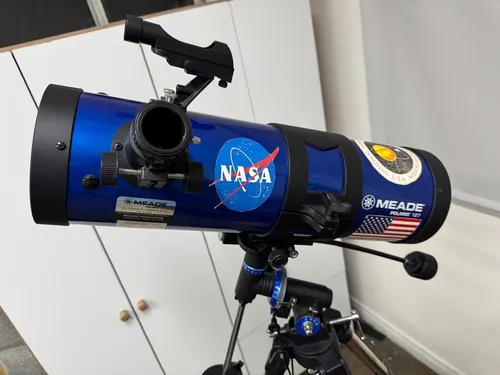 Telescopio Meade Polaris 127 Eq, Reflector 216005 Color Azul (Usado)