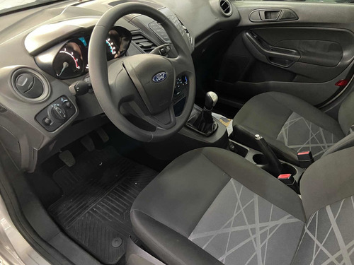 Imagem 5 de 9 de Ford Fiesta 2014 1.5 S Flex 5p