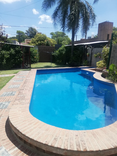 Alquilo Casa De 3 Dormitorios