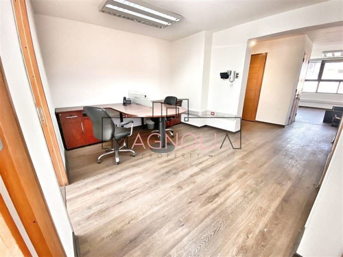 Imagen 20 de 23 de Oficina En Venta En Santa Lucia