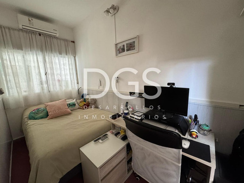 Casa Chalet En Venta En Adrogué, Almirante Brown, G.b.a. Zona Sur