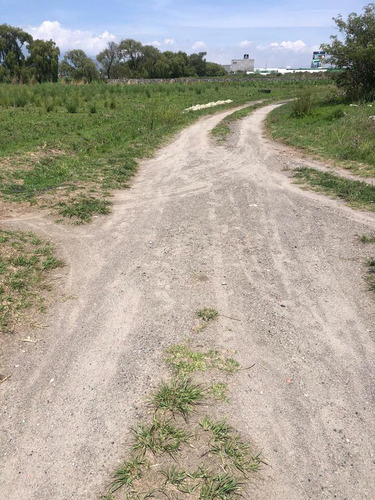 Terreno Av. Codagem, San Miguel Totocuitlapilco, Metepec, Edo. De México.