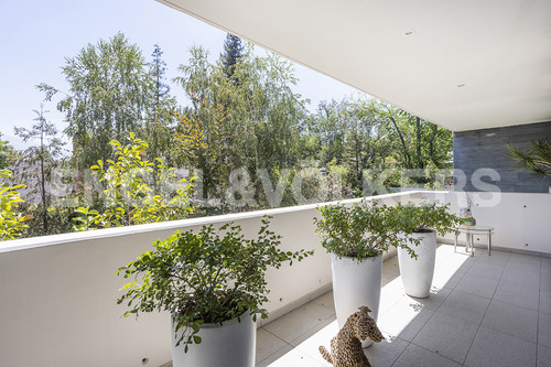 Departamento Triplex Con Jardín - Los Domínicos Antiguo