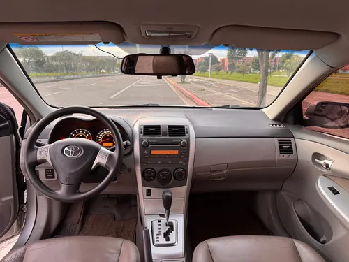 Toyota Corolla 1.8 Xei Automática