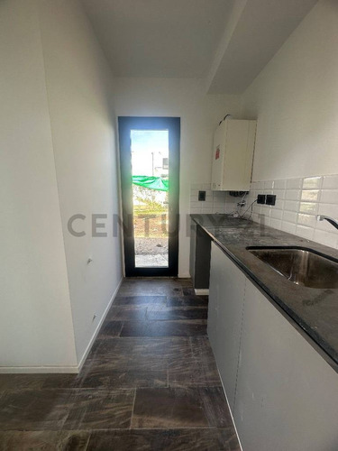 Casa En Venta En El Quimilar A Estrenar De 3 Dormitorios
