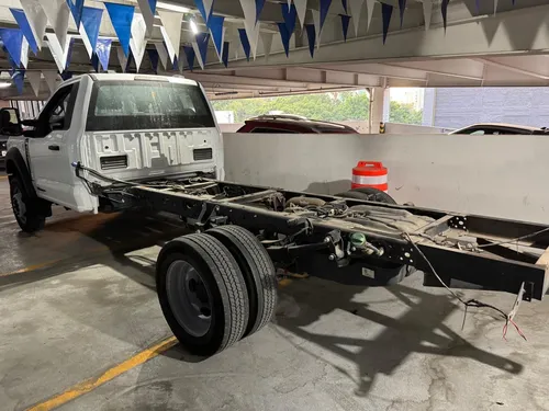 Ford F 550 2024 6.7 Super Duty Aut Credito