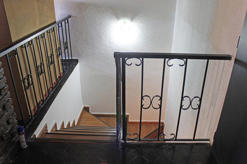 Imagen 21 de 28 de Casa En Venta 4 Ambientes Martinez