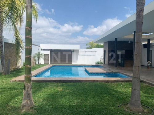 Quinta En Venta Portal Del Norte Zuazua N.l.