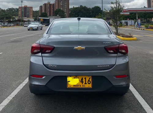 Chevrolet Onix 1.0T Premier Sedan At