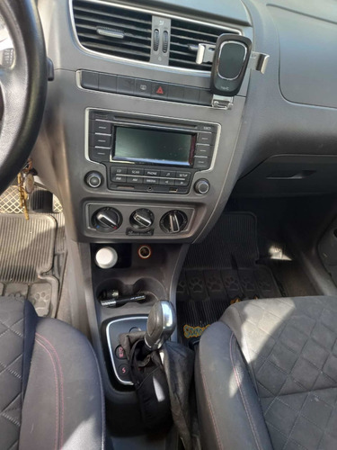 Imagen 8 de 8 de Volkswagen Suran 2014 1.6 Imotion Highline 110cv