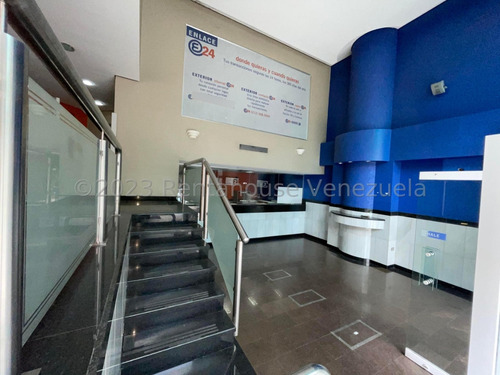 Imagen 6 de 15 de Ls Vende Local Comercial La Castellana