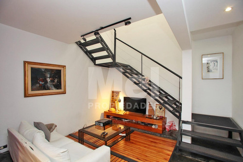 Imagen 13 de 30 de Hermosa Casa Refaccionada En Bajo Belgrano Con Cochera