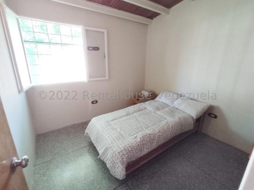 Milagros Inmuebles Casa Venta Cabudare Lara Av Ribereña Santa Cecilia Economica Residencial Economico Código Inmobiliaria Rent-a-house 23-17327
