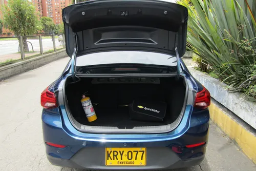 Chevrolet Onix 1.0T Premier At