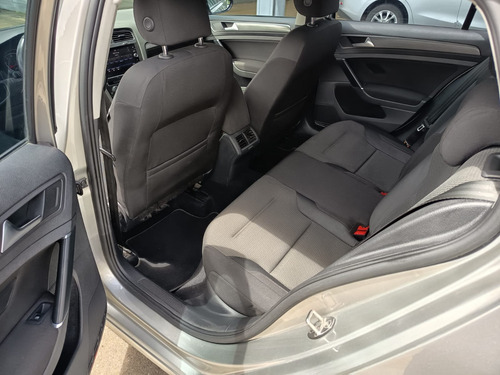 Volkswagen Golf 1.6 Comfortline
