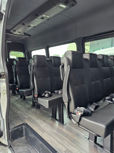 Sprinter 417 Vidrada Extra Longa 28 Lugares