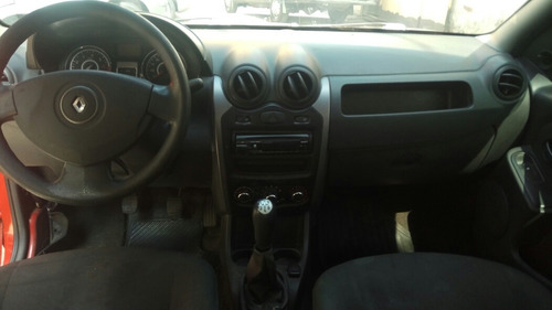 Renault Logan 1.0 16v Avantage Hi-flex 4p 2012