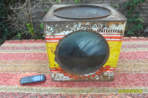 Antigua Lata De Galletitas Cilo Con Visor De Almacen Boliche (Usado)
