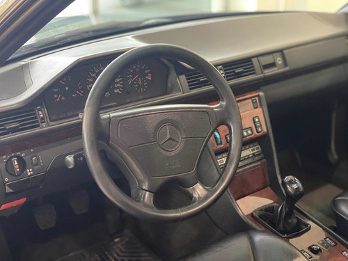 Imagen 9 de 15 de Mercedes-benz Clase E 3.2 E320 Coupe 1995