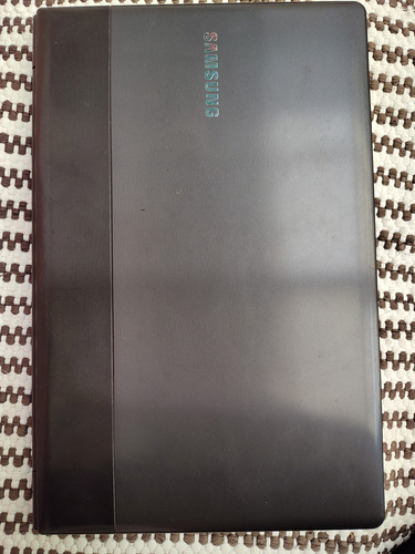 Laptop Samsung Np300e5c Negro (Usado)