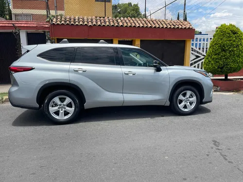 Toyota Highlander 3.5 Le At