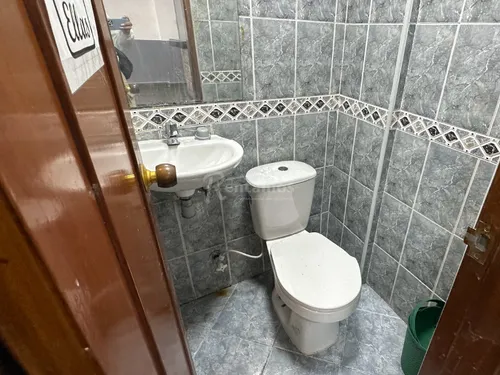 Local En Arriendo En Exposiciones. Cod A11297