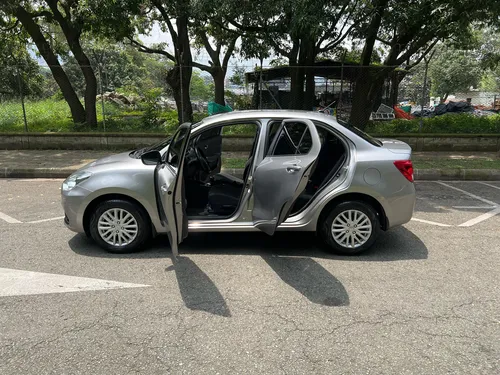 Suzuki Swift 1.2 Dzire At
