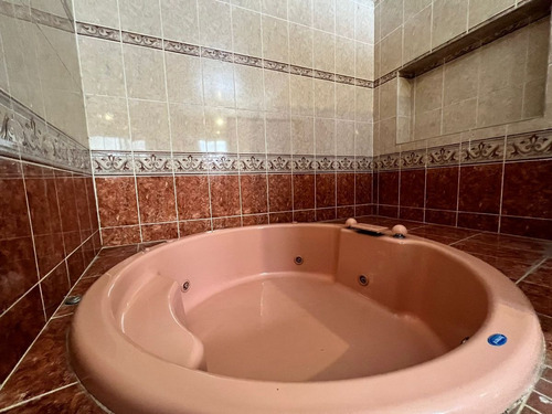 Imagen 16 de 24 de Casa Residencial En Venta/renta Seis Recámaras En Marfil Gua