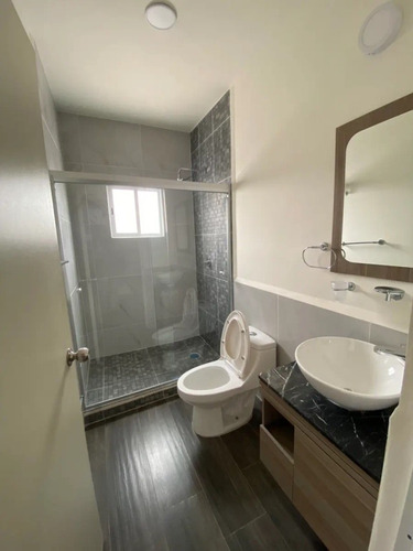 Casa En Venta En Fraccionamiento Real Madeira Pachuca Hidalgo Casa Club Con Alberca Casa Nueva Modelo Castelo