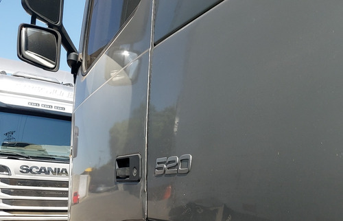 Imagem 5 de 9 de Volvo Fh 520 6x4t 2011