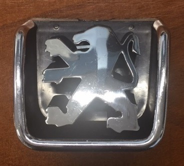 Emblema Careta Peugeot Partner 96-02