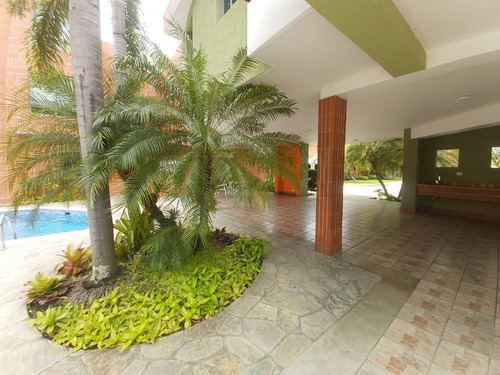 Imagen 23 de 25 de Vendo Espectacular Townhouse Totalmente Amoblado Bonaventure Home Mañongo Naguanagua Totalmente Amoblado Y Equipado
