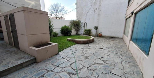 Piso 3 Ambientes En Arenales Y Roca