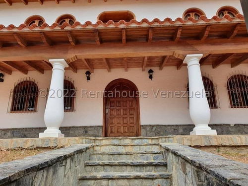 Imagen 1 de 9 de Casa En Venta Mls #22-20806 - Laura Colarusso